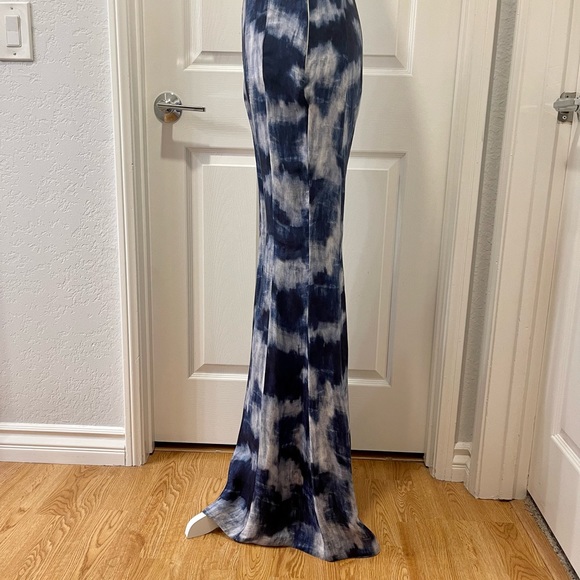 The Madiyah Al Sharqi x Karen Wazen Kylie Tie-Dye Flare Pants Size 36 UK - Picture 4 of 10